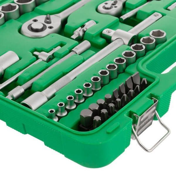 Набір інструментів 1/2" & 1/4", 82 од. INTERTOOL ET-6082SP ET-6082SP фото