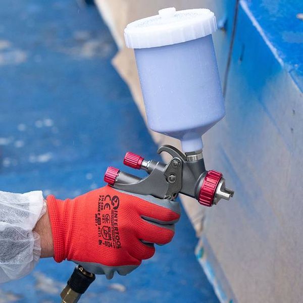 Рукавичка червона в'язана синтетична, вкрита сірим нітрилом на долоні 10" INTERTOOL SP-0124 SP-0124 фото