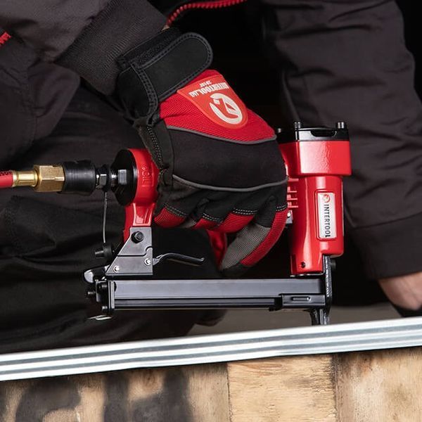 Степлер пневматичний для скоби 12.80*16 мм INTERTOOL PT-1610 PT-1610 фото