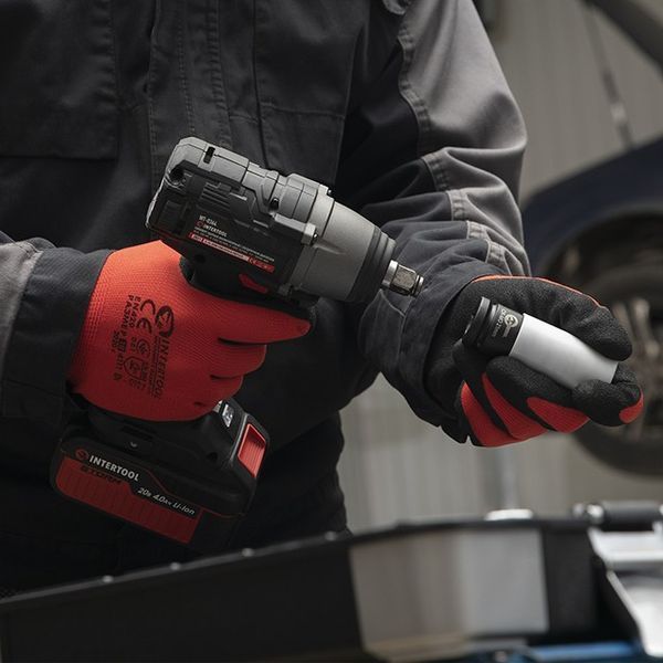 Рукавичка червона в'язана синтетична, вкрита сірим нітрилом на долоні 10" INTERTOOL SP-0127 SP-0127 фото